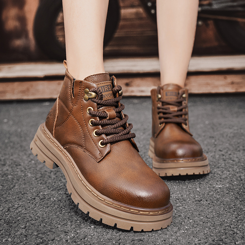 Muške Martin čizme za jesen - vodootporne, gornji materijal od prave kože, unutrašnja podstava od prave kože, gumena potplat, vezanje sprijeda