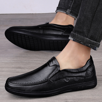 Muške kožne loaferice – koža prvog sloja teleće kože, kožni vrh prstiju, fleece unutarnja, gumeni potplat, opušteni stil