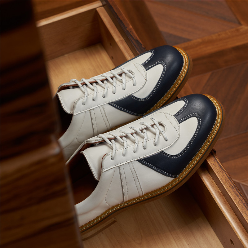 Ανδρικά Δερμάτινα Παπούτσια – Χειροποίητα, Βρετανικό Στυλ, Άνω μέρος από Δέρμα Αγελάδας, Σόλα από Καουτσούκ-Αφρό, Στρογγυλή Μύτη, Δέσιμο Μπροστά