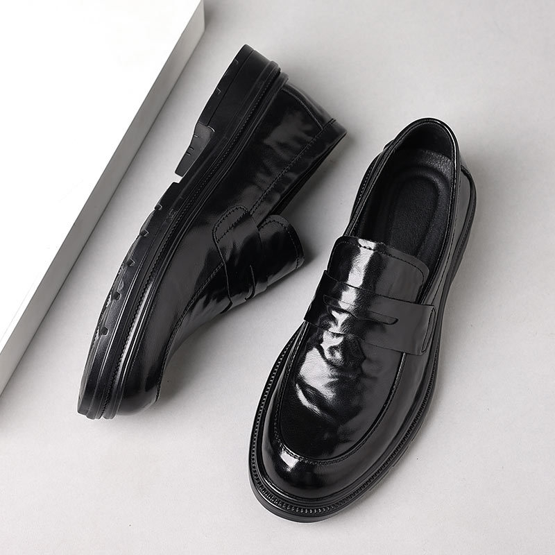 Muške kožne slip-on loaferice s gumom, prava koža, kožni vrh (nos), nizak klin 1–3 cm, prozračna PU uložak