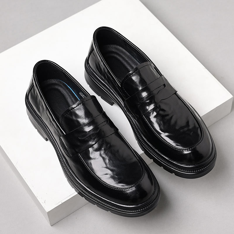 Muške kožne slip-on loaferice s gumom, prava koža, kožni vrh (nos), nizak klin 1–3 cm, prozračna PU uložak