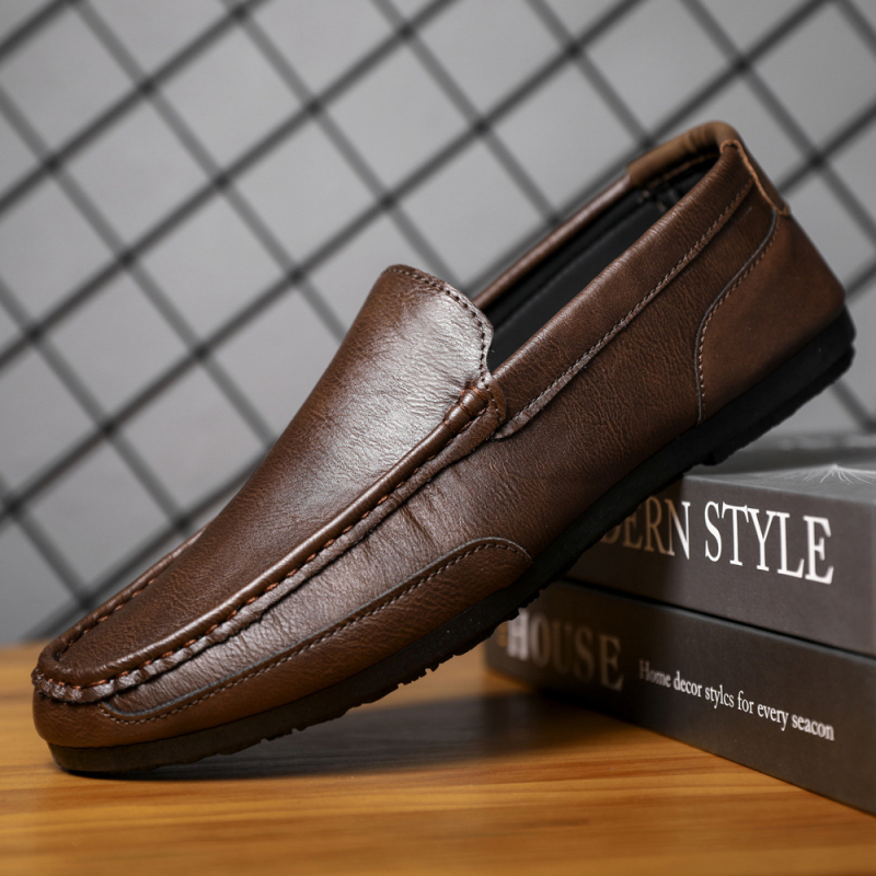 Muški loafers Slip-On od umjetne kože, okrugli vrh, gumena potplat, niski potpetica 1–3 cm, PU uložak