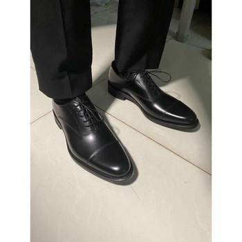 Ανδρικά επίσημα δερμάτινα παπούτσια με αύξηση ύψους — υψηλό επάνω μέρος από δέρμα μικροϊνών, επένδυση από μικροϊνές, σόλα καουτσούκ, κορδόνια, μυτερός πάτος