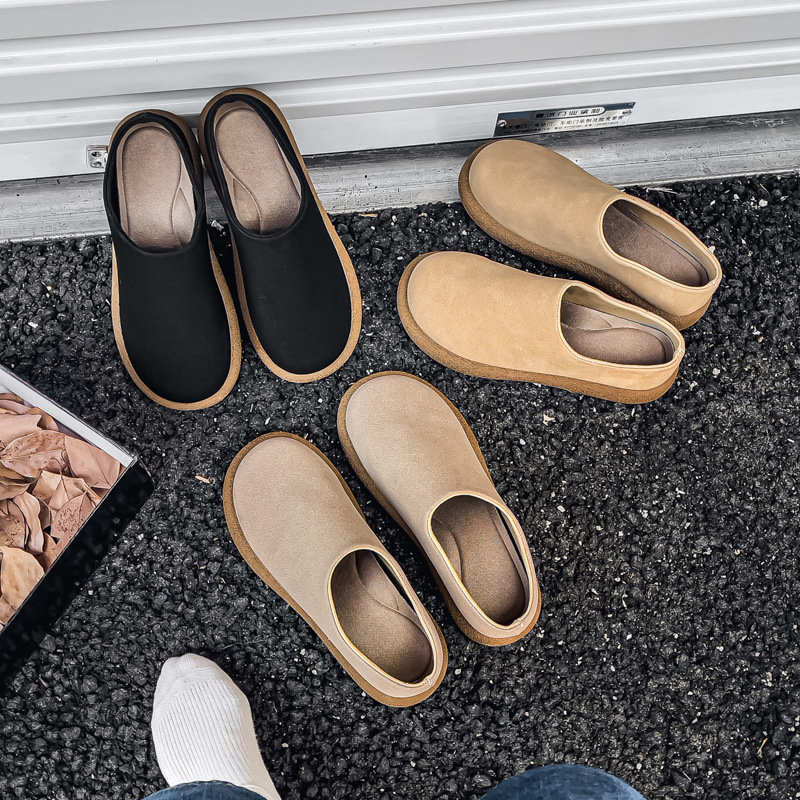 Muške casual mule od mikrovlaknaste kože sa suede završetkom, gumom potplata, okrugli vrh, niski kvadratni potpetica, jesen 2025 izlazak