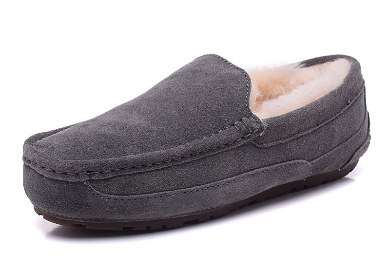 Muške slip-on cipele od kože s vunom, niski profil, gornji dio od goveđe kože, ulošak od vune, potplat od telećeg tetiva, okrugli vrh