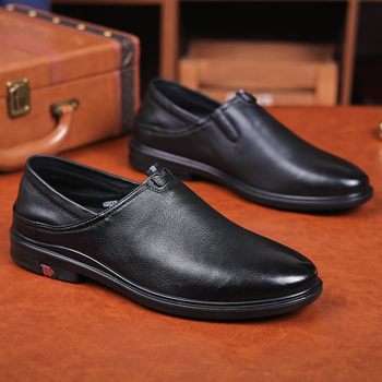 Мъжки кожени обувки без връзки за ежедневие, горна част от първокласна телешка кожа, подметка от полиуретан, закръглена пръстова част, плосък ток, текстурирана кожа