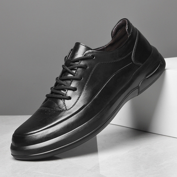 Pantofi pentru bărbați din piele – partea superioară din piele de vită, talpă din cauciuc, vârf rotund, toc mic 1–3 cm, respirabili