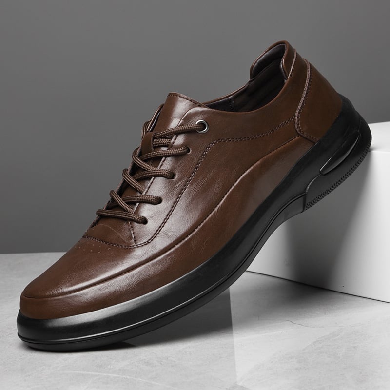 Pantofi pentru bărbați din piele – partea superioară din piele de vită, talpă din cauciuc, vârf rotund, toc mic 1–3 cm, respirabili