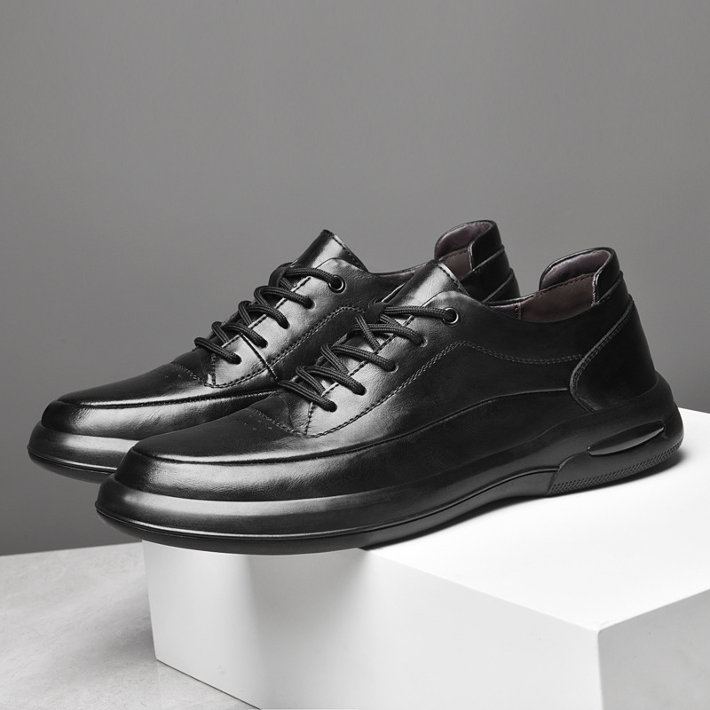 Pantofi pentru bărbați din piele – partea superioară din piele de vită, talpă din cauciuc, vârf rotund, toc mic 1–3 cm, respirabili