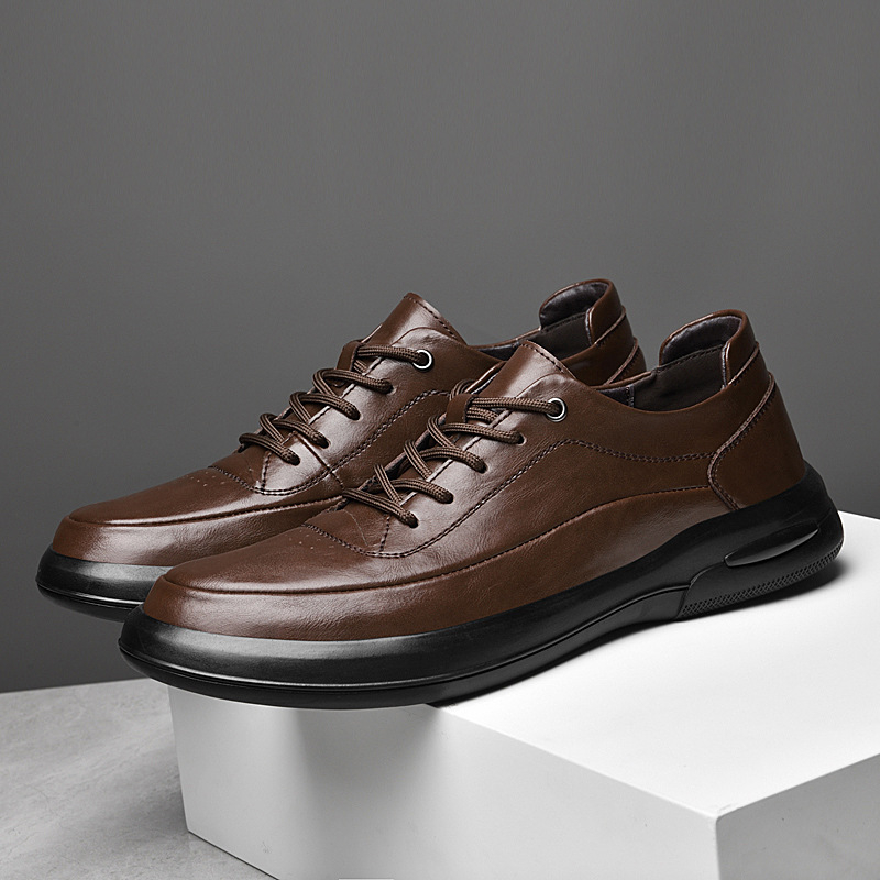 Pantofi pentru bărbați din piele – partea superioară din piele de vită, talpă din cauciuc, vârf rotund, toc mic 1–3 cm, respirabili