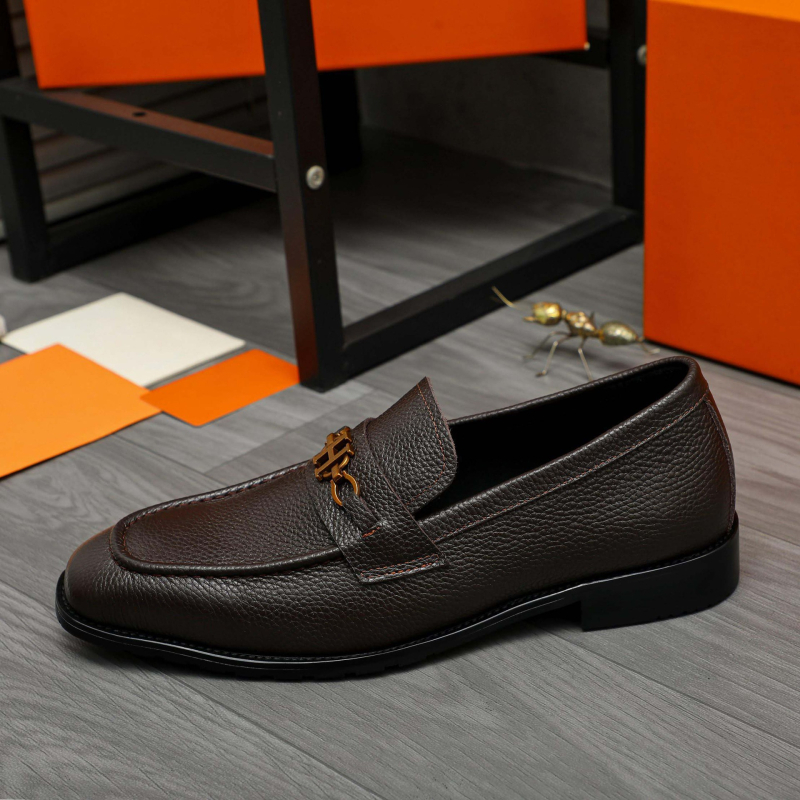 Muške kožne casual loafers s okruglim prstom, gornji dio teleće kože, podstava od ovčje kože, gumena potplat, niski dizajn, slip-on
