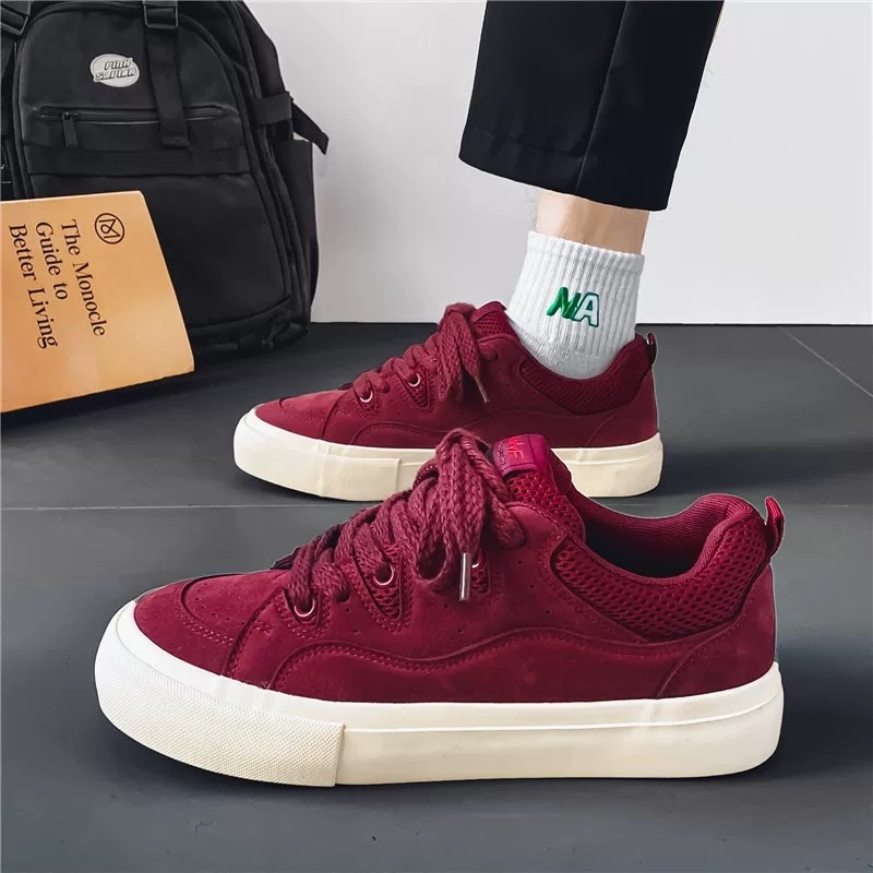 Adidași pentru bărbați cu partea superioară din piele, croială low-top, vârf rotund, șireturi, talpă din cauciuc