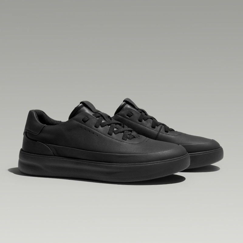 Skate tenisice - okrugli vrh, PU gornji dio, PU uložak, potplat od telećeg tetiva, niski gornji dio (okrugli vrh; PU gornji dio; PU uložak; tetiva; niski gornji dio)