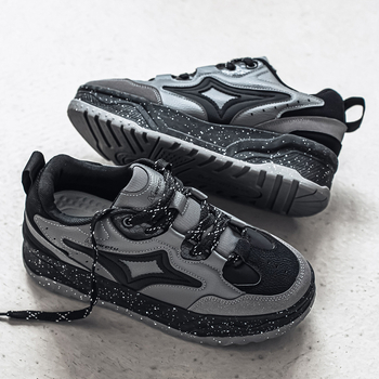 Unisex platformové tenisky, vrchný materiál syntetická koža, vzor s hviezdami, plochá päta, EVA stielka