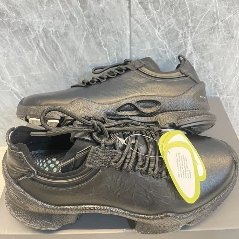 Unisex ādas ikdienas sporta apavi – ādas augšdaļa no pirmās kārtas, gumijas zole, zems papēdis 1–3 cm, retro stils, ūdensnoturīgi