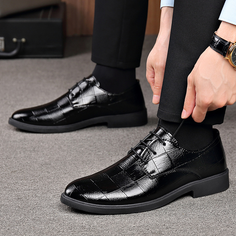Vīriešu ādas kurpes Korejas stilā, biznesa stils, asinā purns, kvadrātveida papēdis 1–3 cm, PU augšējā daļa