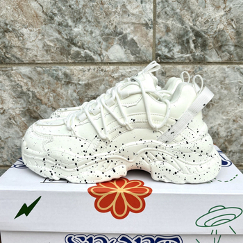 Unisex sportbačiai su storesniu padu augimui didinti, PU viršus, kvėpuojanti tinklinė vidinė dalis, gumos padas, raišteliai