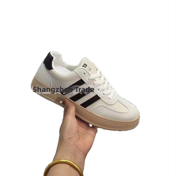 Vyriski platforminiai batai, viršus iš Super Fiber, viduje tinklas, padas iš gumos, užsegimas raišteliais, žemas viršus, apvalus pirštas, kulno aukštis 3–5 cm, kvėpuojančios ir atsparios slydimui