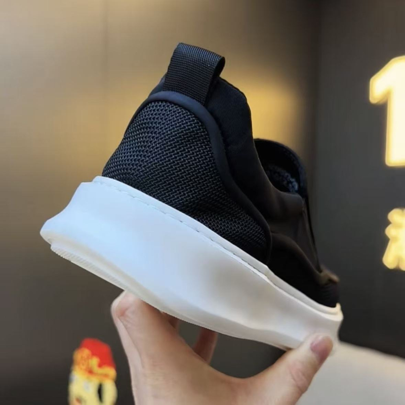 Vyriski Lycra loaferiai, kvėpuojanti viršutinė dalis, EVA įdėklas, PVC pada, slip-on su vidutine anga 7–11 cm