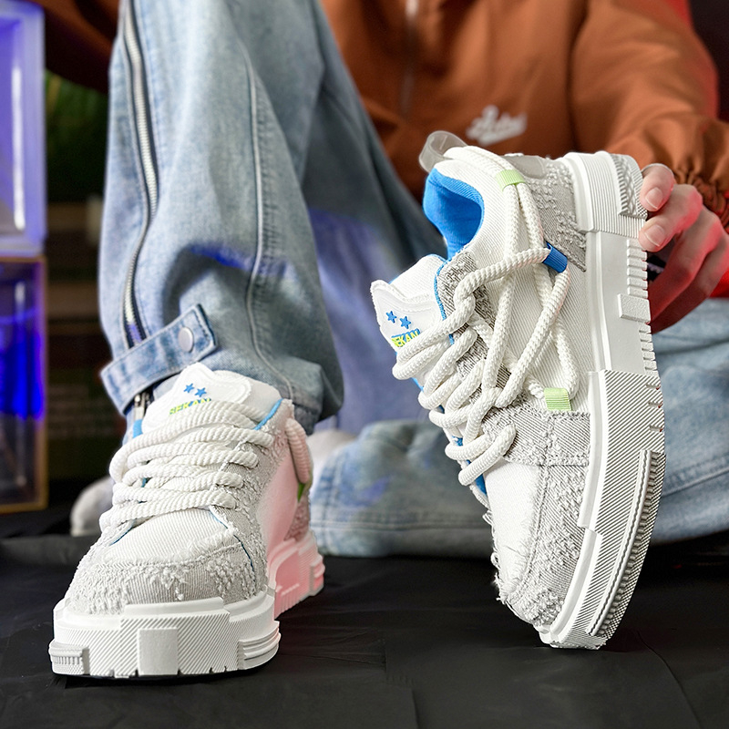 Pantofi sport tip board shoes cu partea superioară din canvas, vârf rotund, talpă din cauciuc, închidere cu șiret