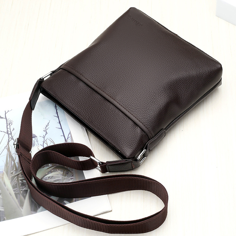 Muška torba preko ramena - Prava koža, Vertikalni kvadratni oblik, Zip, Model 1018CL, S jednim remenom za rame