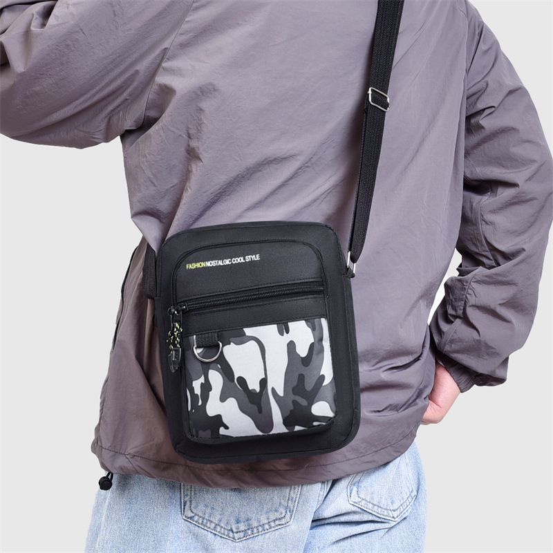 Muška crossbody torba preko ramena, vodootporna Oxford tkanina, poliester podstava, jesen 2025