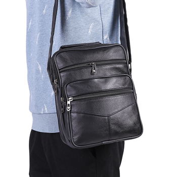 Férfiak számára készült crossbody bőrtáska, valódi bőrből, két rétegű marhabőr, vízálló, nagy kapacitás üzleti utazásokhoz.