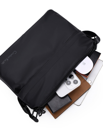 Férfi keresztpántos oldaltáska, könnyű, többrekeszes üzleti-szabadidős stílusú, vízálló utazásokhoz