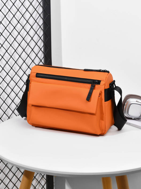 Férfi válltáska, nagy kapacitású crossbody, vízálló Oxford anyag, laptop-kompatibilis, mindennapi használatra