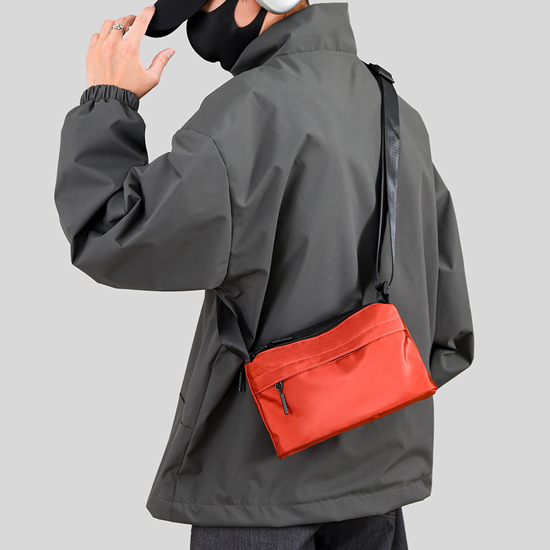 Muška ramenska torba, uličnog stila (Oxford platno; podstava od poliestera; otporna na habanje; svakodnevna uporaba)