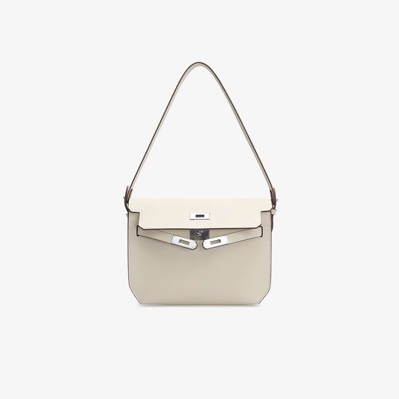 Geantă messenger din piele naturală, construcție din piele de vacă dublă, deschidere cu capac, unisex, cu trei curele