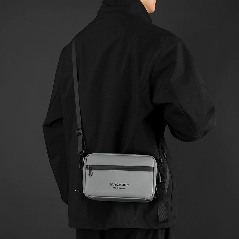 Muška crossbody torba, multifunkcionalna za poslovna putovanja i svakodnevnu upotrebu, gradski minimalistički stil, najlon s poliesterom podstavom, džep za 8-inčni uređaj