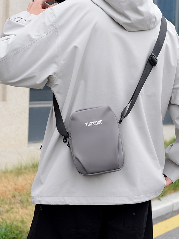 Muška vodootporna crossbody torba preko ramena, velika zapremina, više pretinaca, gradski stil, lagana