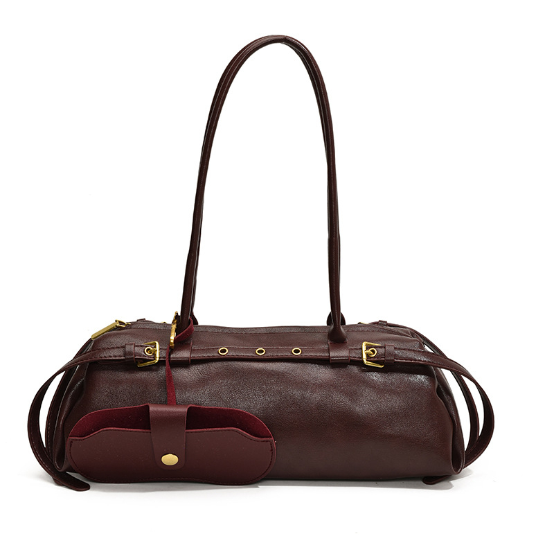 Γυναικεία tote τσάντα – αστικός μινιμαλισμός, PU υλικό, μορφή μαξιλαριού, φερμουάρ, άνοιξη 2025