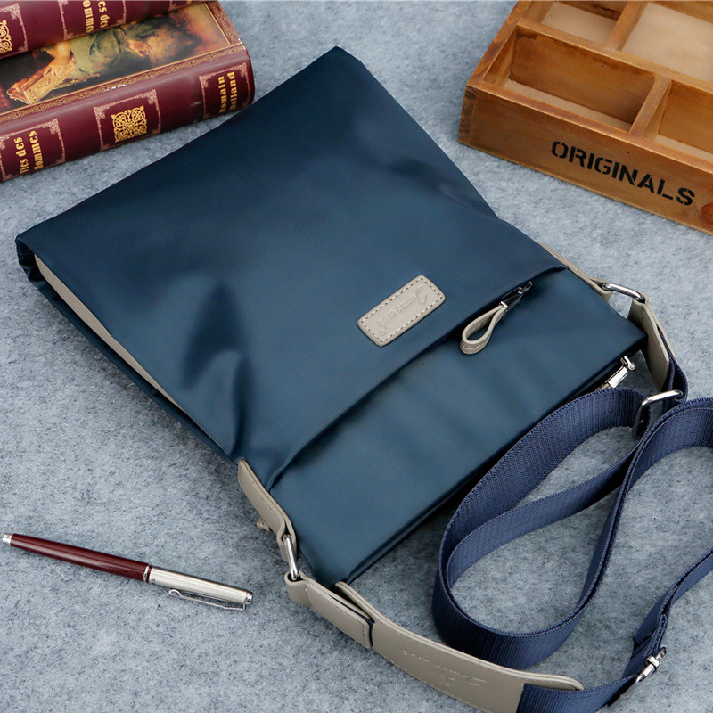 Prince Bird muška torba preko ramena, gradski minimalistički stil, Oxford platno, zatvarač, okomiti kvadratni oblik, može primiti 8-inčni laptop, unutarnji džepovi: džep sa zatvaračem, džep za telefon, džep za ID