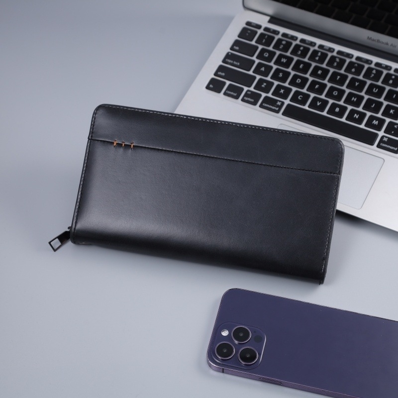 Pánska dlhá peňaženka s uzáverom na zips z PU kože, viaceré sloty na karty, vrecko na telefón, polyesterová podšívka