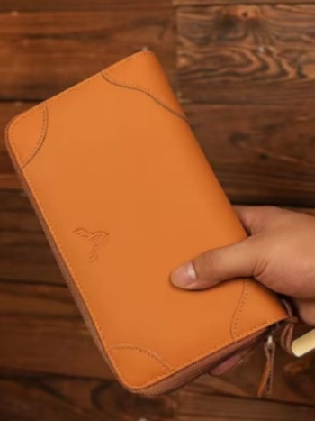 Muška kožna clutch torba | vodootporna, jednobojna, podstava: poliester, za ID/kartice (Materijal: prirodna koža; Funkcija: vodootporna; Dizajn: jednobojan; Podstava: poliester; Kategorija: muška clutch torba)