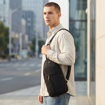 Muška torba za prsa, crossbody stil, od Oxford platna, iznimno lagana, otporna na habanje, s proširivim kapacitetom