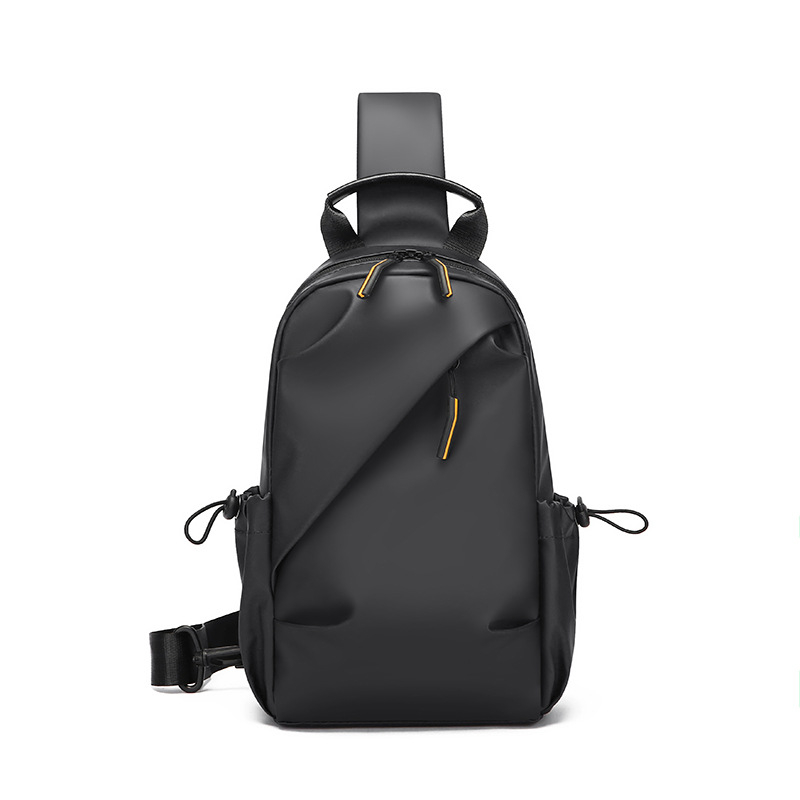 Muška crossbody torba, ultra lagana, street style, materijal kožna membrana, kompatibilna s prijenosnim racunalom, casual putovanje