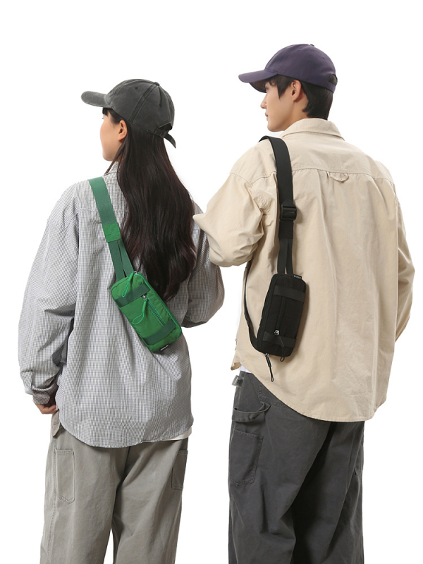 Μίνι τσαντάκι μέσης για τρέξιμο, crossbody σχέδιο, από νάιλον, φερμουάρ, θήκη για κινητό, τρισδιάστατος εξωτερικός σχεδιασμός