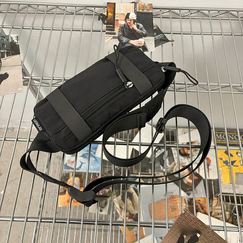 Μίνι τσαντάκι μέσης για τρέξιμο, crossbody σχέδιο, από νάιλον, φερμουάρ, θήκη για κινητό, τρισδιάστατος εξωτερικός σχεδιασμός