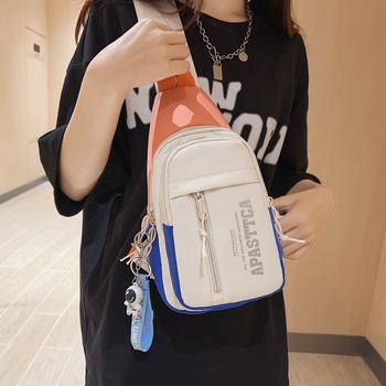 Najlon crossbody torba u urbanom stilu jednostavnosti, zatvarač, unutarnji džep za mobitel