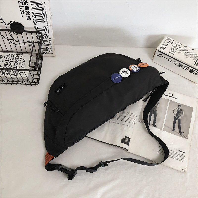 Τσάντα crossbody από νάιλον με θήκη με φερμουάρ — στυλ δρόμου