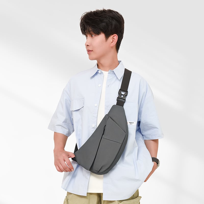Muška crossbody torba za sport i putovanja — PU materijal, ultra lagana, otporna na habanje, podstava od poliestera, izdanje jesen 2025