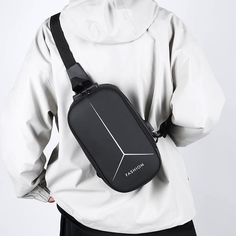 Muška crossbody torba Point Game s protivkrađom, USB punjenjem, otporno kućište, gradski jednostavan stil