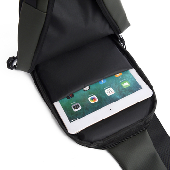 Muška kožna Chest Bag s USB punjenjem, uličnog stila, vodootporna i otporna na habanje, uzorak s slovima, podstava od poliestera
