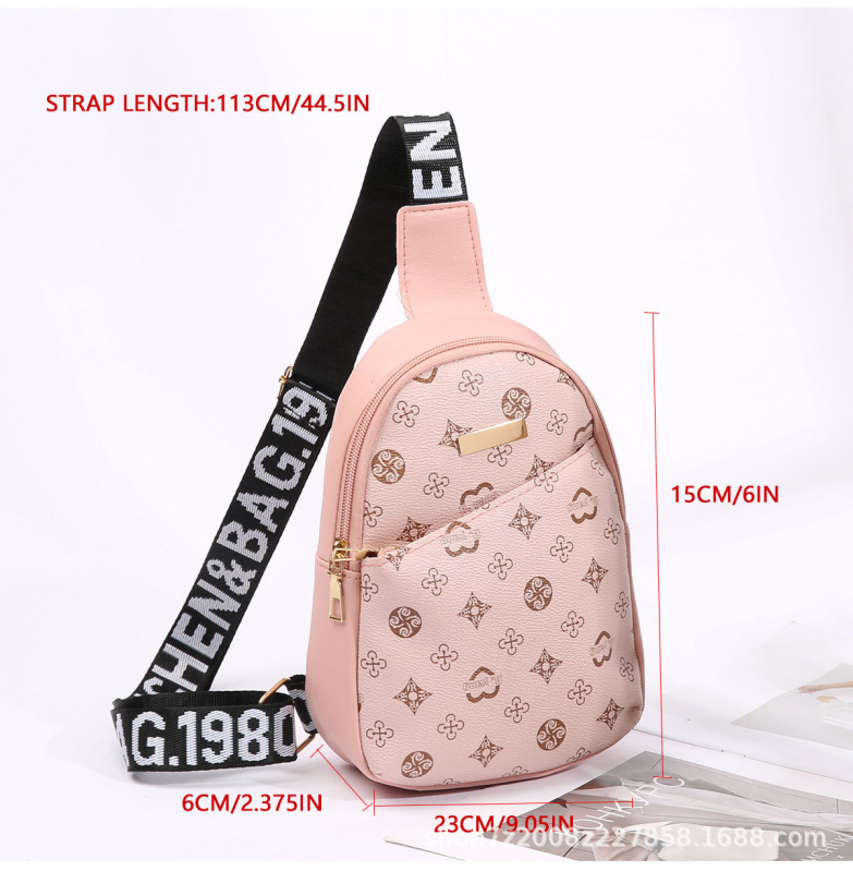 Torba za prsa / crossbody, svježeg i sladkog stila, PVC materijal, zatvaranje zipom, unutarnji džepovi: džep sa zatvaračem, džep za telefon, džep za ID