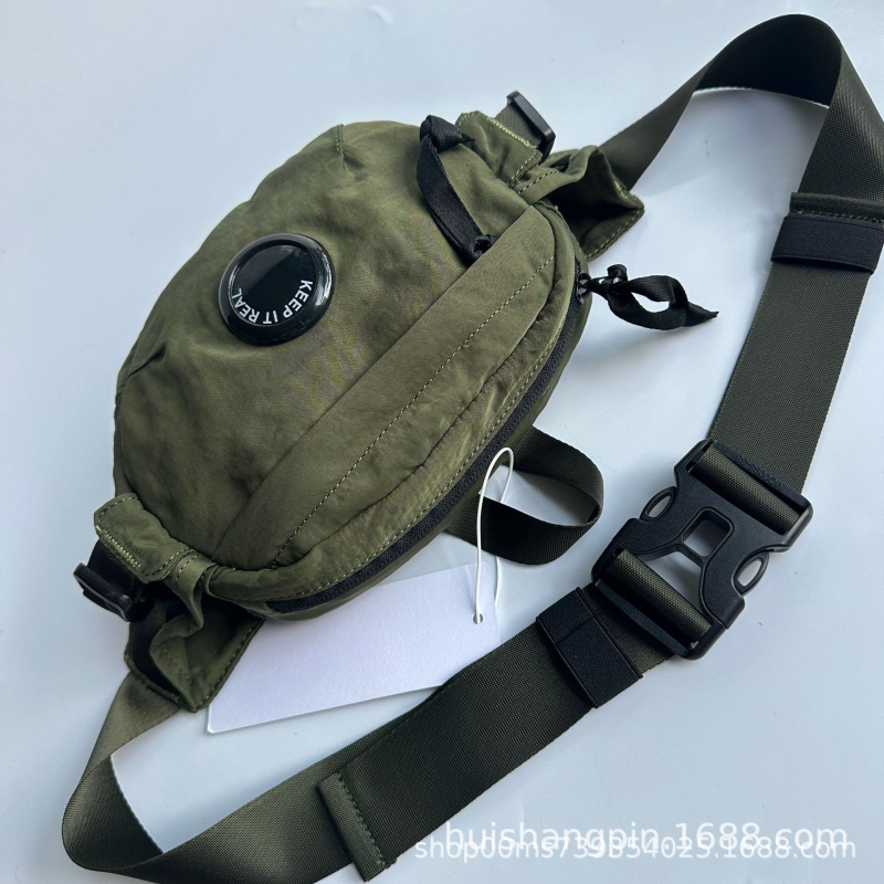 Pánska crossbody taška cez rameno, street štýl, Oxford materiál, nylonová podšívka, jednoduchý dizajn