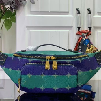 Muška crossbody torba, prava koža, gradski stil, laminirana džepna sa zipom, podstava od teleće kože