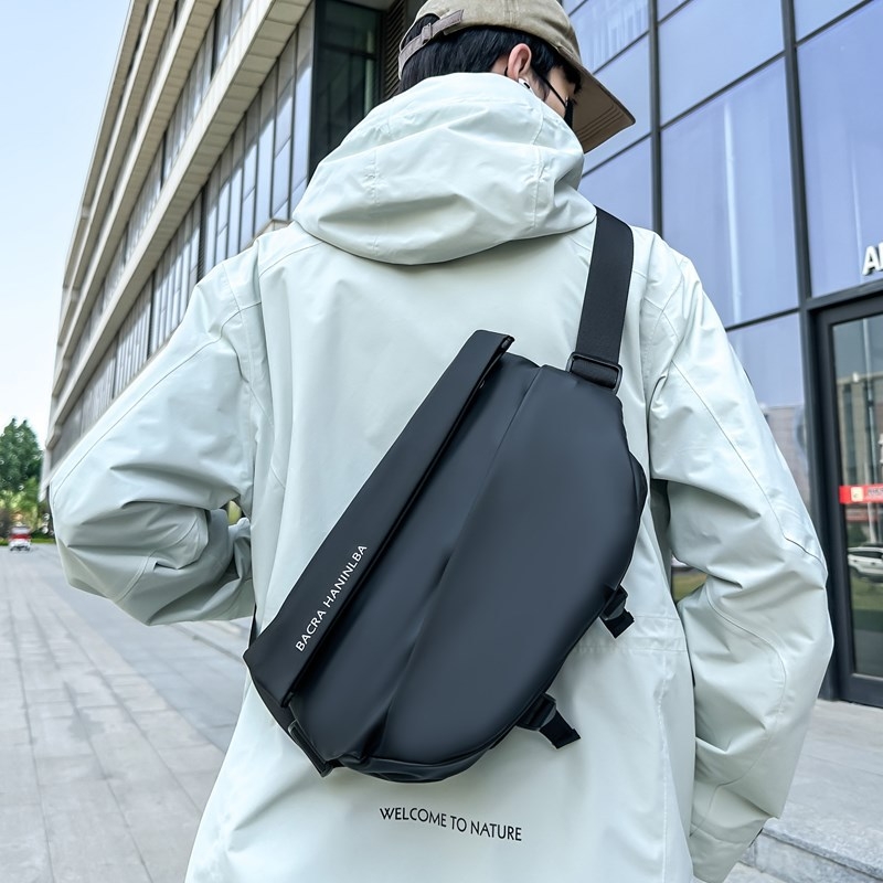 Muška crossbody torba od najlona, zatvarač, unutarnja džep za ID, mekana poliester podstava